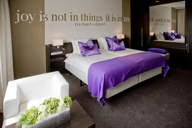 Comfort Tek Büyük Yataklı Oda