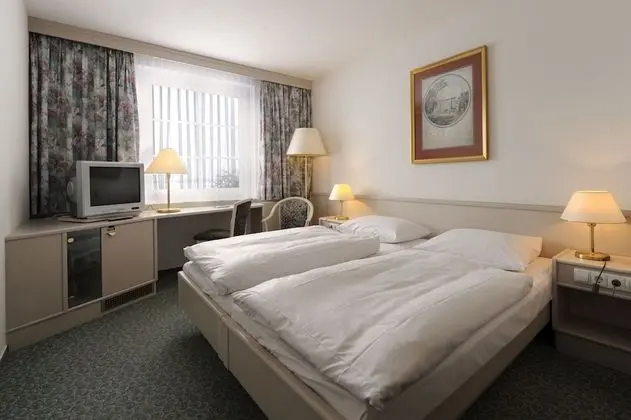 Standard Tek Büyük Yataklı Oda