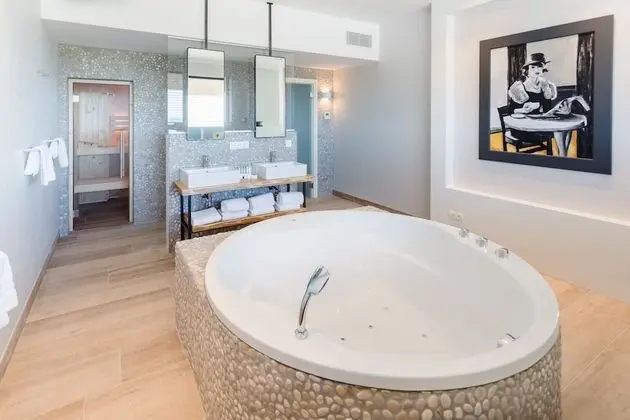 Luxury Süit, Sauna