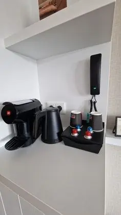 Kahve ve/veya kahve makinesi