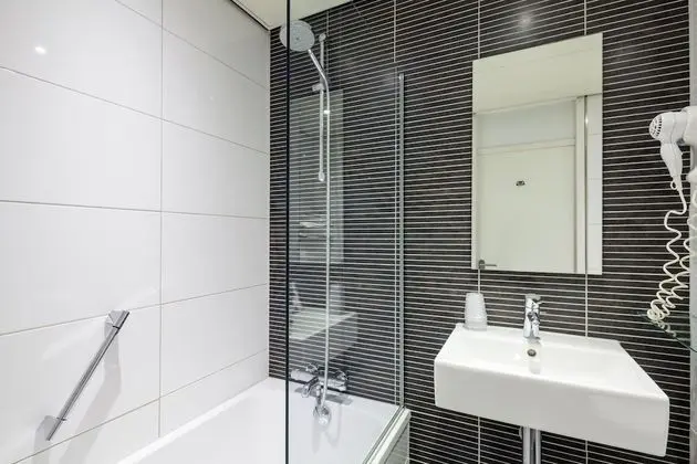 Standard Tek Büyük Yataklı Oda, 2 Tek Kişilik Yatak, Küvet