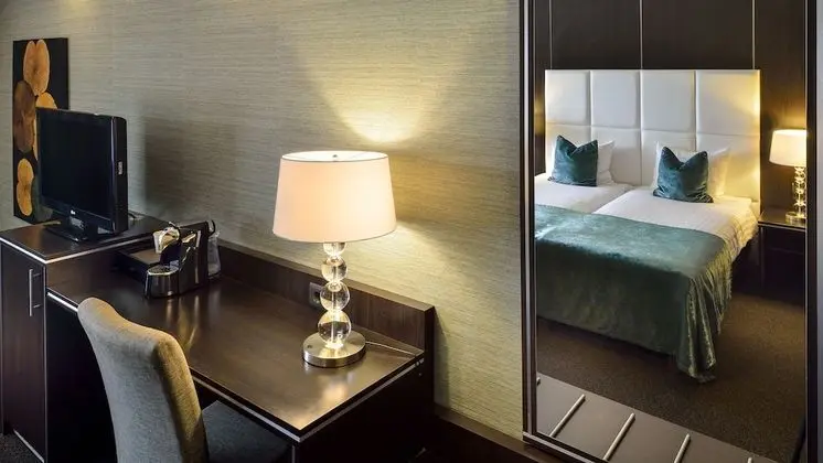 Comfort Tek Büyük Yataklı Oda