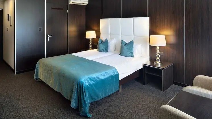 Comfort Tek Büyük Yataklı Oda