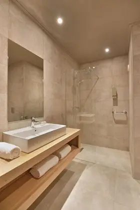 Standard Oda, Balkon