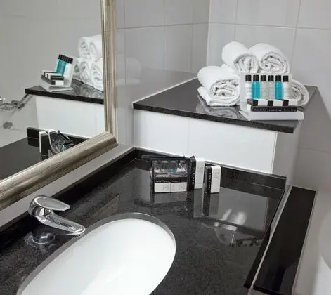 Comfort Oda, 2 Tek Kişilik Yatak, Balkon, Bahçe Manzaralı