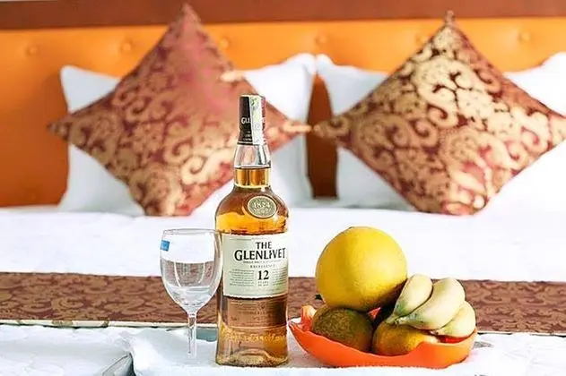 Luxury Tek Büyük Yataklı Oda