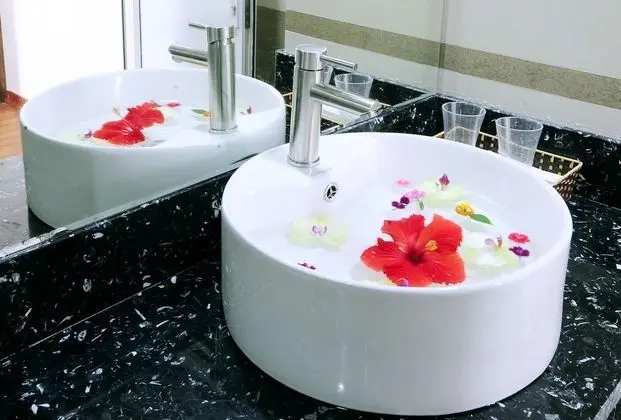 Luxury Tek Büyük Yataklı Oda