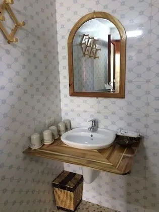 Deluxe Tek Büyük Yataklı Oda, Bahçe Manzaralı