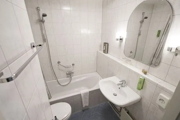 Standard Tek Büyük veya İki Ayrı Yataklı Oda