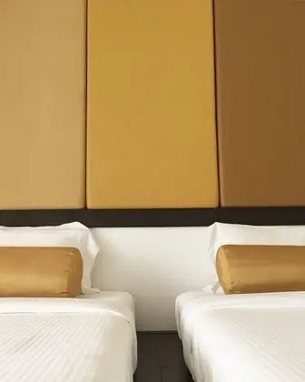 Deluxe Oda, Havuz Manzaralı