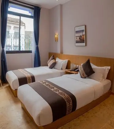 Deluxe Twin Room with Mountain view