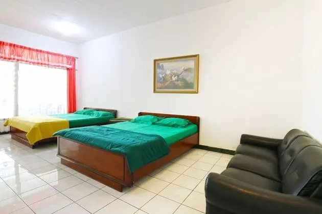 Family Tek Büyük Yataklı Oda