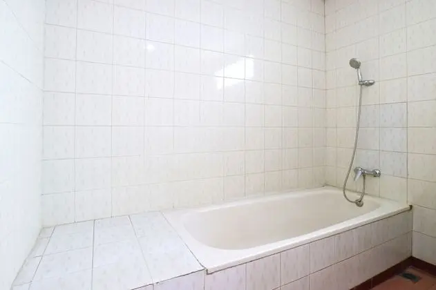 Family Tek Büyük Yataklı Oda