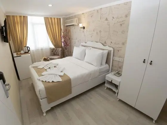 Standart Oda, Şehir Manzaralı