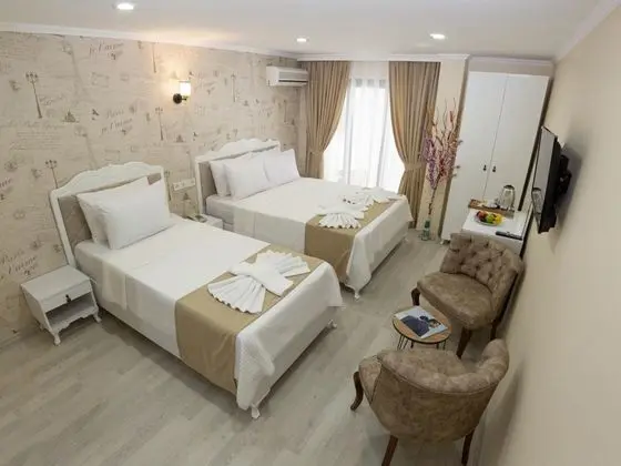 Triple, Şehir Manzaralı
