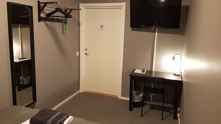 Tek Büyük Yataklı Oda, Ortak Banyo (Double Bed)