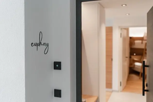 Exclusive Daire, 2 Yatak Odası, Teras, Bahçe Manzaralı