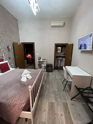 Comfort Tek Büyük Yataklı Oda