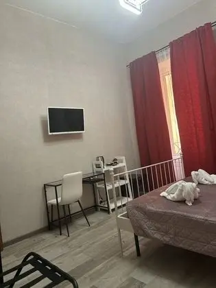 Comfort Tek Büyük Yataklı Oda