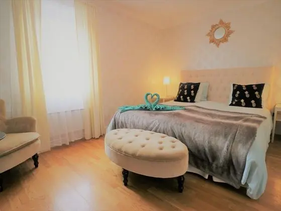 Tek Büyük Yataklı Oda