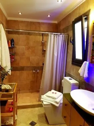 Deluxe Villa, 4 Yatak Odası, Dağ Manzaralı, Havuz Kenarı