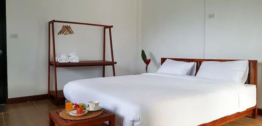 Standard Double Bed Mountain View
