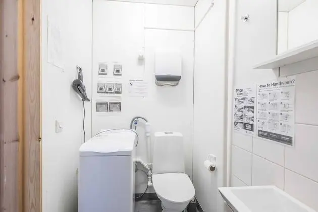 Basic Tek Büyük Yataklı Oda, Ortak Banyo