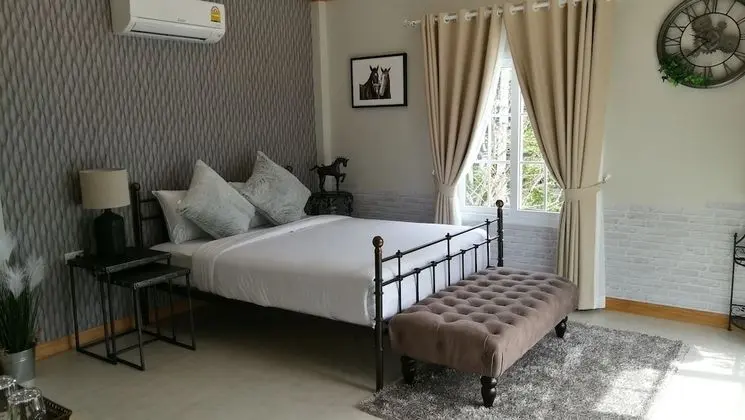 Suite with Pool View