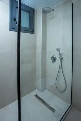 Exclusive Tek Büyük Yataklı Oda