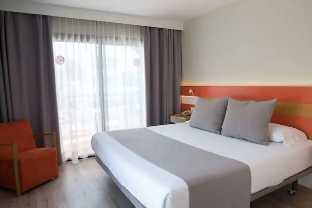 Deluxe Süit, Sıcak Su Küveti, Havuz Manzaralı