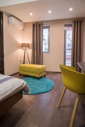 Deluxe Tek Büyük Yataklı Oda