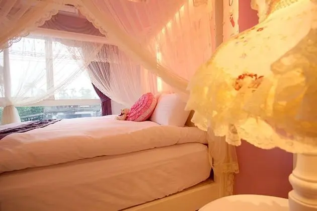 Romantic Tek Büyük Yataklı Oda, 1 Büyük (Queen) Boy Yatak