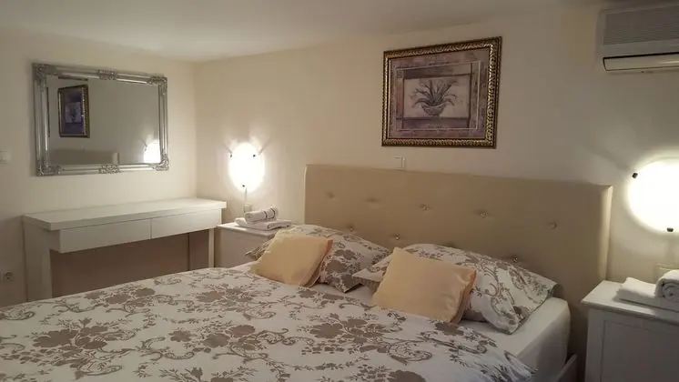 Romantic Apart Daire, 1 Yatak Odası, Teras, Bahçe Manzaralı