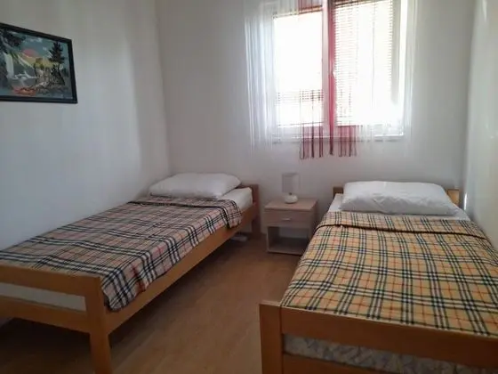 Apart Daire (Vanja - terrace & BBQ - A2(4+1))