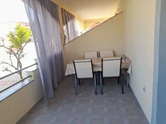 Apart Daire (Vanja - terrace & BBQ - A2(4+1))
