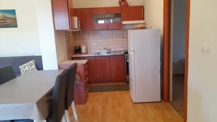 Apart Daire (Vanja - terrace & BBQ - A2(4+1))
