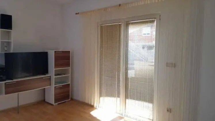 Apart Daire (Vanja - terrace & BBQ - A2(4+1))