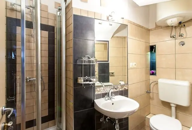 Economy Tek Büyük Yataklı Oda