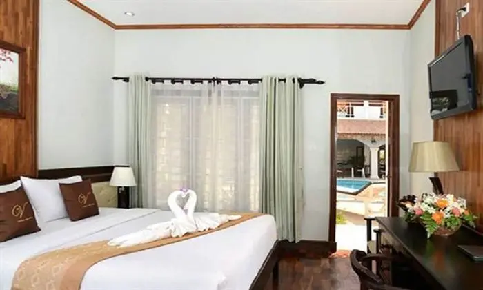 Deluxe Tek Büyük Yataklı Oda