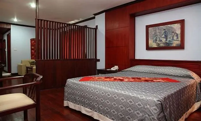 Deluxe Tek Büyük Yataklı Oda
