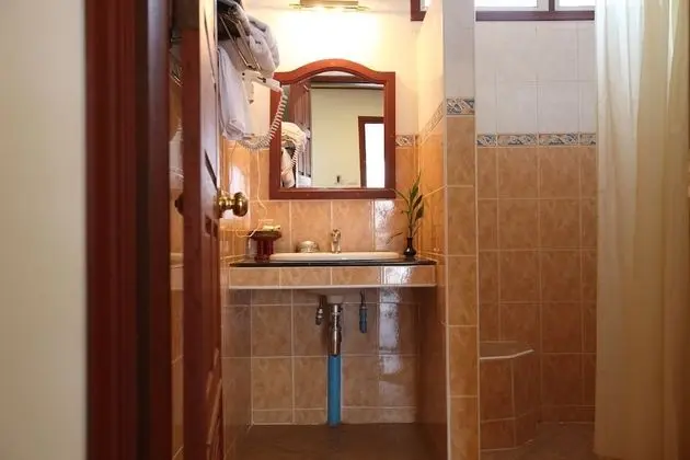 Standard Tek Büyük Yataklı Oda