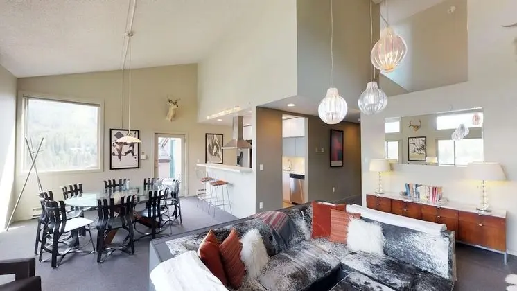 Çatı Katı (Loft), 3 Yatak Odası (3 Bath)