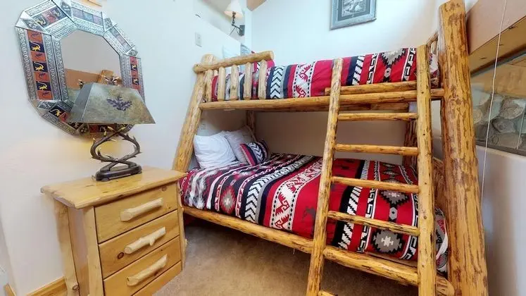 Çatı Katı (Loft), 4 Yatak Odası (4 Bath)