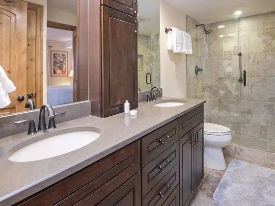 Daire (Vantage Point Condo 303)