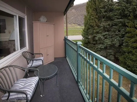 Daire (Vantage Point Condo 307)