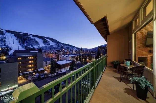 Daire (Vantage Point Condo 502)