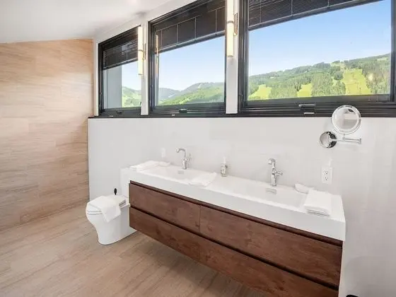 Daire (Vantage Point Condo 502)