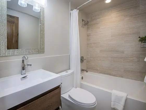 Daire (Vantage Point Condo 502)