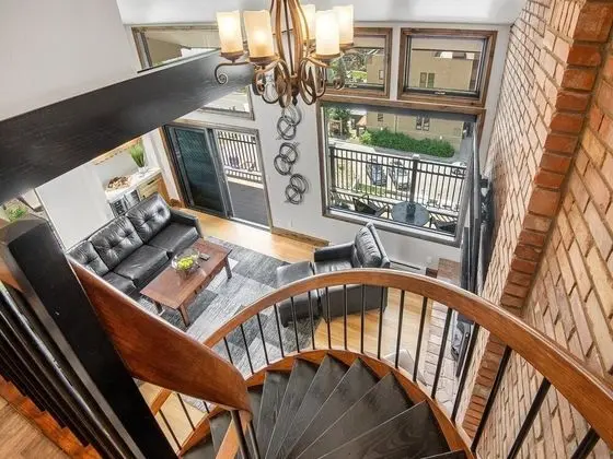 Daire (Vantage Point Condo 502)