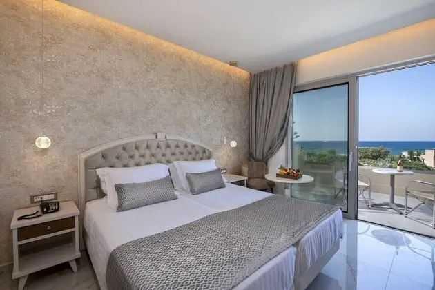 İki Ayrı Yataklı Oda, Deniz Manzaralı